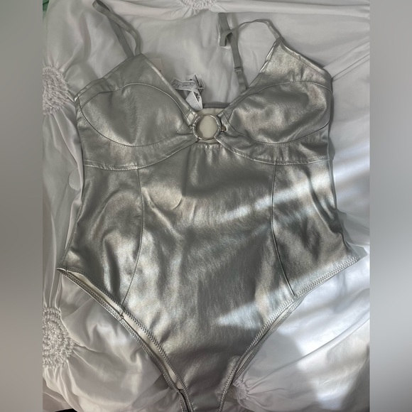 Forever 21 Bodysuit - Picture 1 of 5